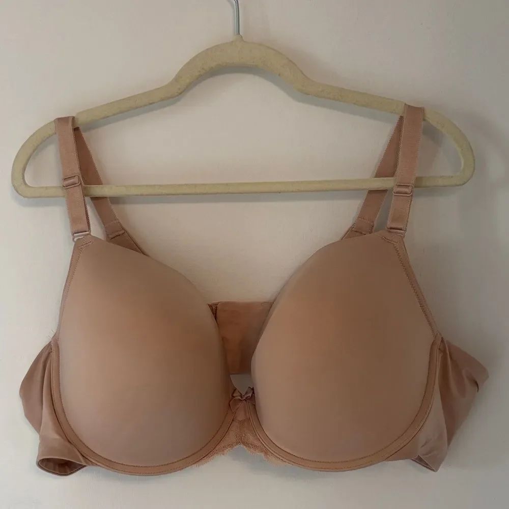 Hardly Worn! Torrid Perfect Tshirt Push-up Bra Tan Sand Cream Bow Front Size 46C